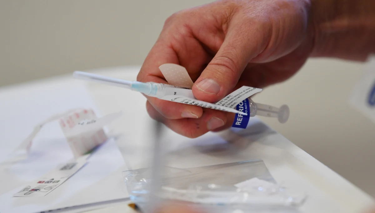 Stany Zjednoczone odnotowały w piątek, według danych z uniwersytetu Johnsa Hopkinsa , 57 683 nowych przypadków infekcji z powodu koronawirusa.