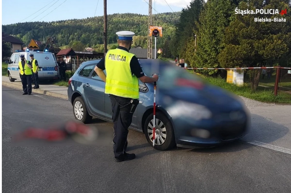 W sobotę z Częstochowy do Gdańska ruszy specjalna grupa kolarzy amatorów i były zawodowców. Wszystko po to, by pomóc w zbiórce pieniędzy dla dwóch kolarek, które w czerwcu miały poważny wypadek. Rita Malinkiewicz i Katarzyna Konwa potrzebują pieniędzy na rehabilitację. Środowisko rowerowe chce im pomóc, dlatego ruszyło z akcją #StrongRittAndKate, która ma pomóc w zebraniu funduszy. W 15 osobowej grupie jadącej do Gdańska będzie były zawodowy kolarz Przemysław Niemiec, z którym o akcji, ale także o bezpieczeństwie kolarzy na drogach rozmawiał Wojciech Marczyk z redakcji sportowej RMF FM. 