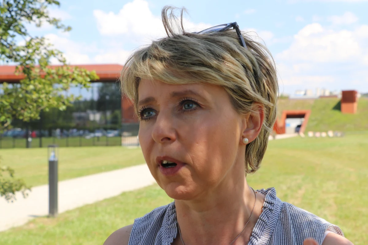 Wciąż można zapisywać swoich podopiecznych na półkolonie organizowane przez miasto Kraków w Hali Stulecia Cracovii. Do końca wakacji organizowane są tam półkolonie dla niepełnosprawnych dzieci. 