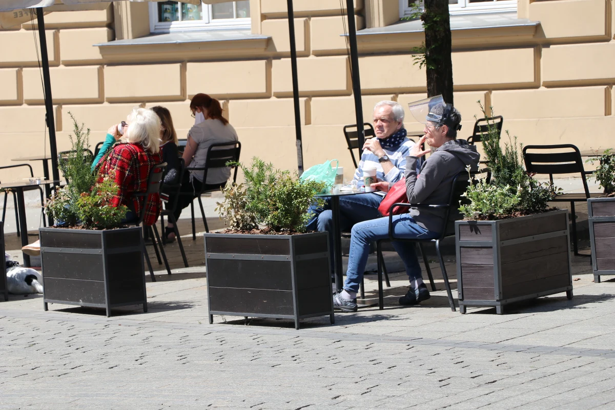 Prawie 150 milionów złotych zostanie przeznaczone w formie dodatków i kredytów na wsparcie branży turystycznej w Małopolsce. W regionie turystyka odpowiada za aż 10 proc. całego PKB. 