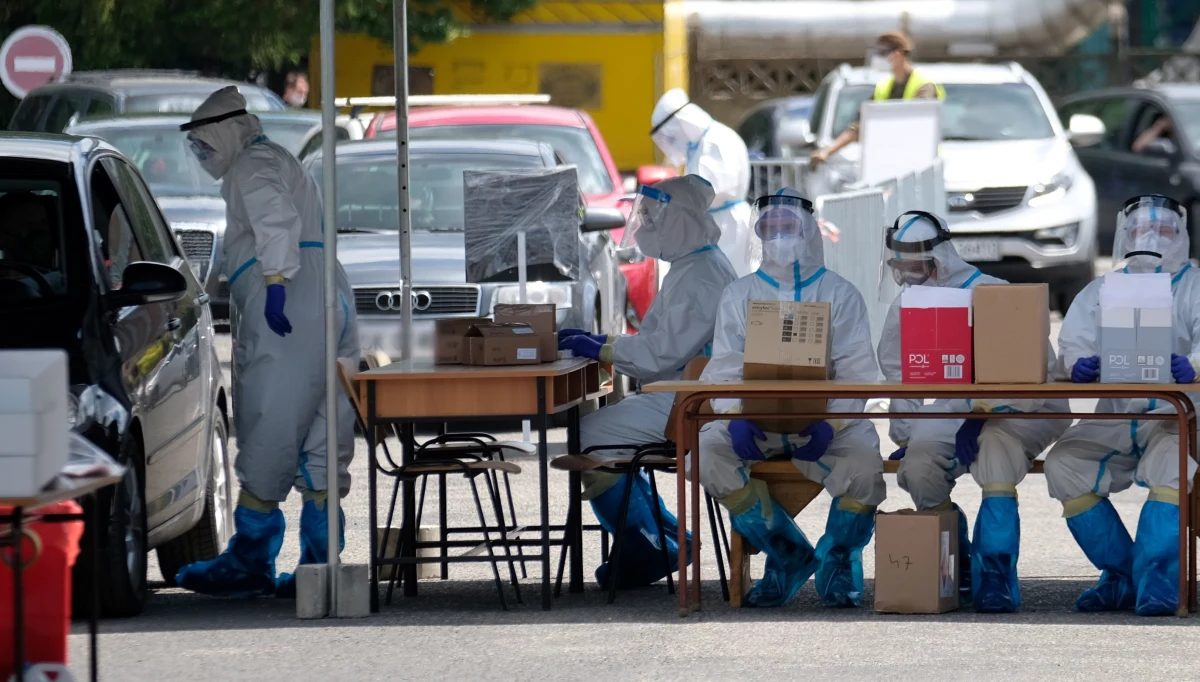 Wyzdrowiało już 93,2 proc. zakażonych koronawirusem górników z Polskiej Grupy Górniczej (PGG) oraz blisko 82,8 proc. zakażonych pracowników Jastrzębskiej Spółki Węglowej (JSW) - wynika z danych obu firm. W sobotę w JSW potwierdzono dwa nowe przypadki infekcji, a w PGG - pięć. 