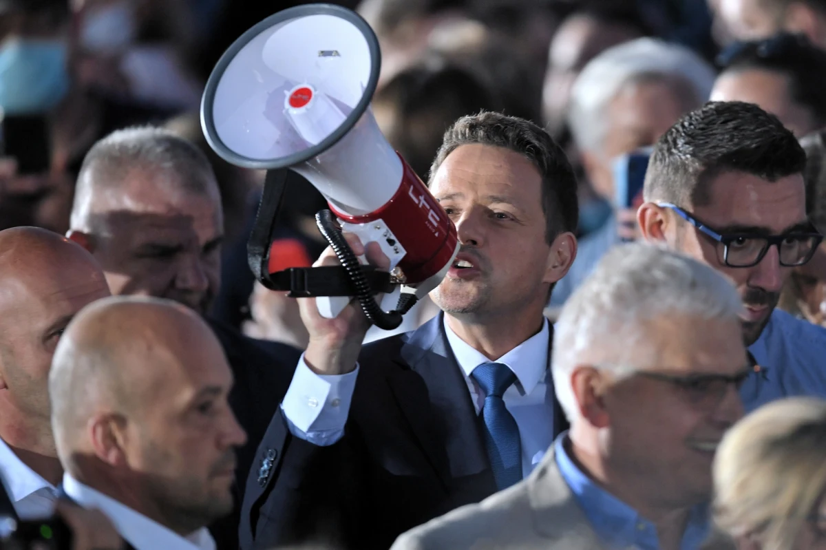 W woj. pomorskim według danych ze wszystkich 1397 obwodów głosowania drugą turę wyborów prezydenckich wygrał Rafał Trzaskowski z wynikiem 59,84 proc. Andrzej Duda uzyskał 40,16 proc. poparcia. Frekwencja wyniosła 74,04 proc.
