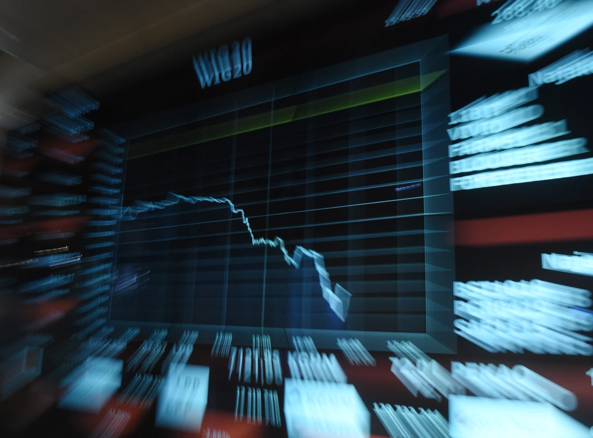 Kryzys w polskiej gospodarce, spowodowany pandemią koronawirusa, będzie głębszy, niż przewiduje większość ekonomistów - ostrzega Narodowy Bank Polski. Najnowsze i alarmujące prognozy gospodarcze, bardziej pesymistyczne od średniej przewidywań zewnętrznych ekonomistów, NBP zawarł w komunikacie wydanym po posiedzeniu Rady Polityki Pieniężnej.