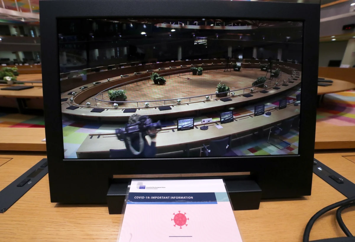 Holandia "nie ruszy się ani o milimetr" ws. powiązania unijnego budżetu z praworządnością - taką zapowiedź usłyszała od jednego z unijnych dyplomatów korespondentka RMF FM Katarzyna Szymańska-Borginon. Na rozpoczynającym się w piątek szczycie Unii Europejskiej Haga zamierza bronić mechanizmu: "pieniądze za praworządność". Węgry z kolei zapowiedziały weto, jeśli taki mechanizm zostałby przyjęty. Zanosi się więc na ostre starcie.