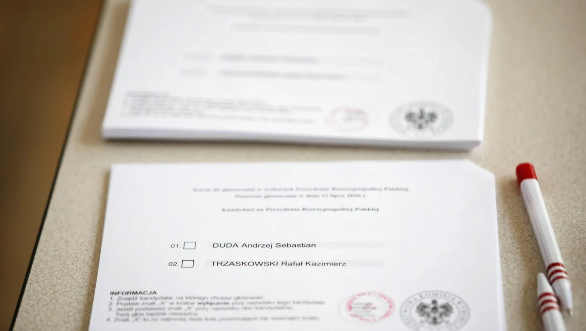 Minął czas na składanie protestów wyborczych. Moja analiza zaistniałych problemów z punktu widzenia zagranicy jest prosta. Nie liczylibyśmy dziś brakujących głosów, nie winili brytyjskiej poczty i nie tworzyli teorii spiskowych, gdyby w Warszawie w porę podjęto dwie ważne decyzje. Najpierw o wprowadzeniu stanu klęski żywiołowej w obliczu pandemii, a następnie o znacznym przesunięciu daty wyborów prezydenckich. Ich rozpisanie w późniejszym terminie umożliwiłoby lepszą organizację głosowania i sprawiło, że wybory byłby w pełni powszechne, równe i sprawiedliwe. Moim zdaniem, takie nie były.