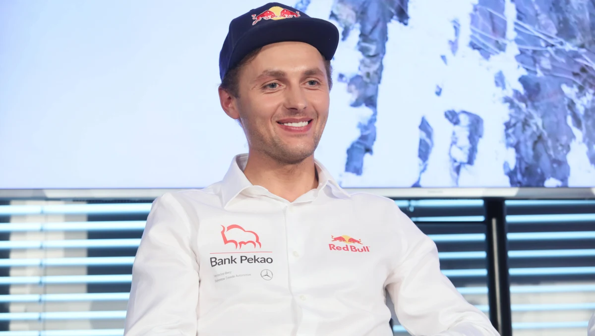 Polski skialpinista Andrzej Bargiel zaraził się koronawirusem. O pozytywnym wyniku swojego testu sportowiec poinformował na Facebooku.