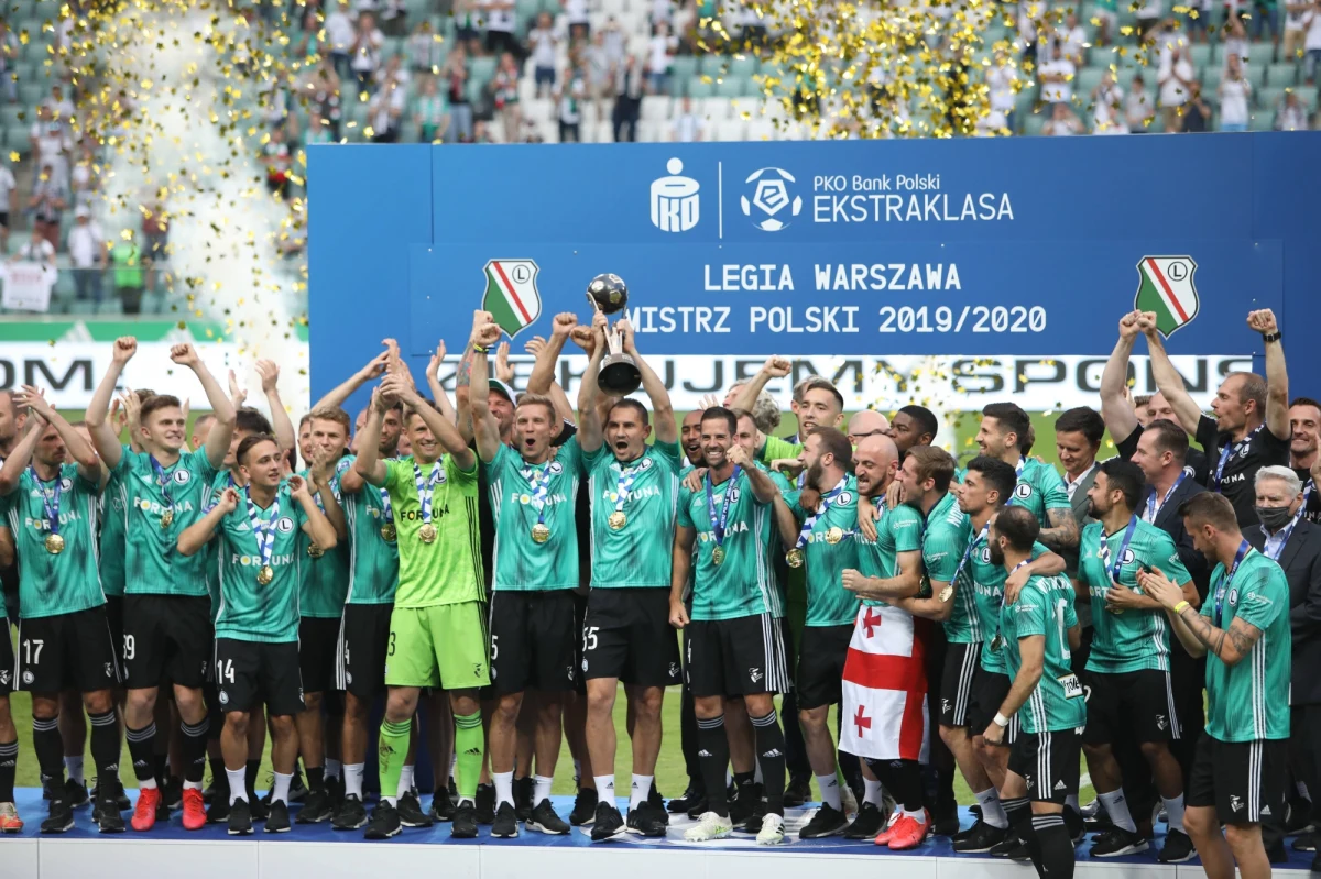 Najwyższą w historii kwotę 225 mln zł Ekstraklasa SA wypłaci klubom za sezon 2019/20. To o ponad 45 proc. więcej niż w ubiegłym roku. Ponad 31 milionów złotych otrzyma Legia Warszawa jako Mistrz Polski. Będzie to niemal dwukrotny wzrost wobec poprzedniego roku, kiedy za drugie miejsce w tabeli stołeczny klub otrzymał 15,89 mln zł.