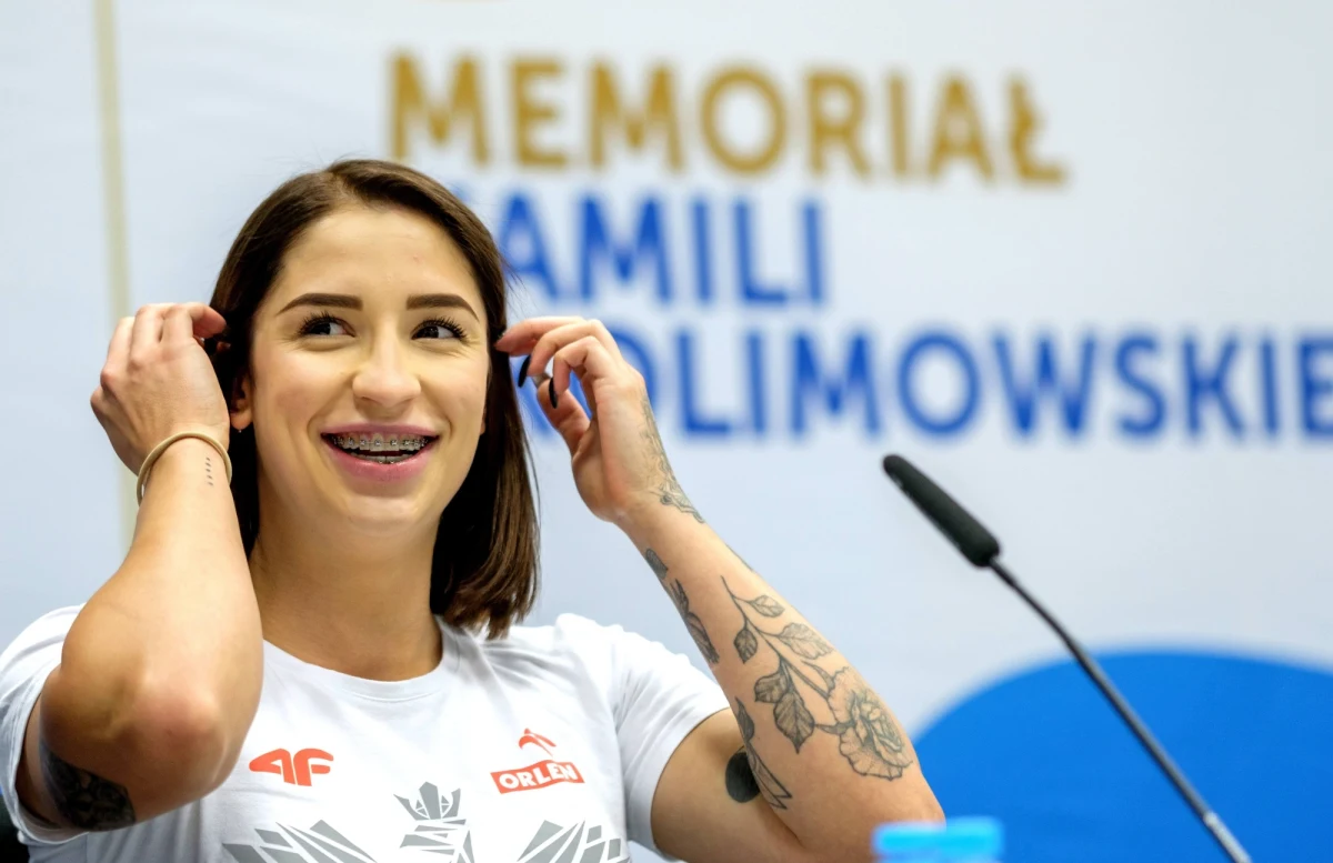 Ewa Swoboda, halowa mistrzyni Europy w biegu na 60 metrów, ma już za sobą pierwsze w tym sezonie zgrupowanie. Do 4 zaplanowanych startów przygotowywała się w Spale. Niebawem - 1 sierpnia - wyjedzie jednak na kolejny obóz w Szczyrku, by tak przygotowywać się do startów m.in. na Memoriale Janusz Kusocińskiego i Kamili Skolimowskiej. O przygotowaniach do startów, a także o rywalizacji z Dafne Schippers, wicemistrzynią olimpijską z Ewą Swobodą rozmawiał Wojciech Marczyk z redakcji sportowej RMF FM.