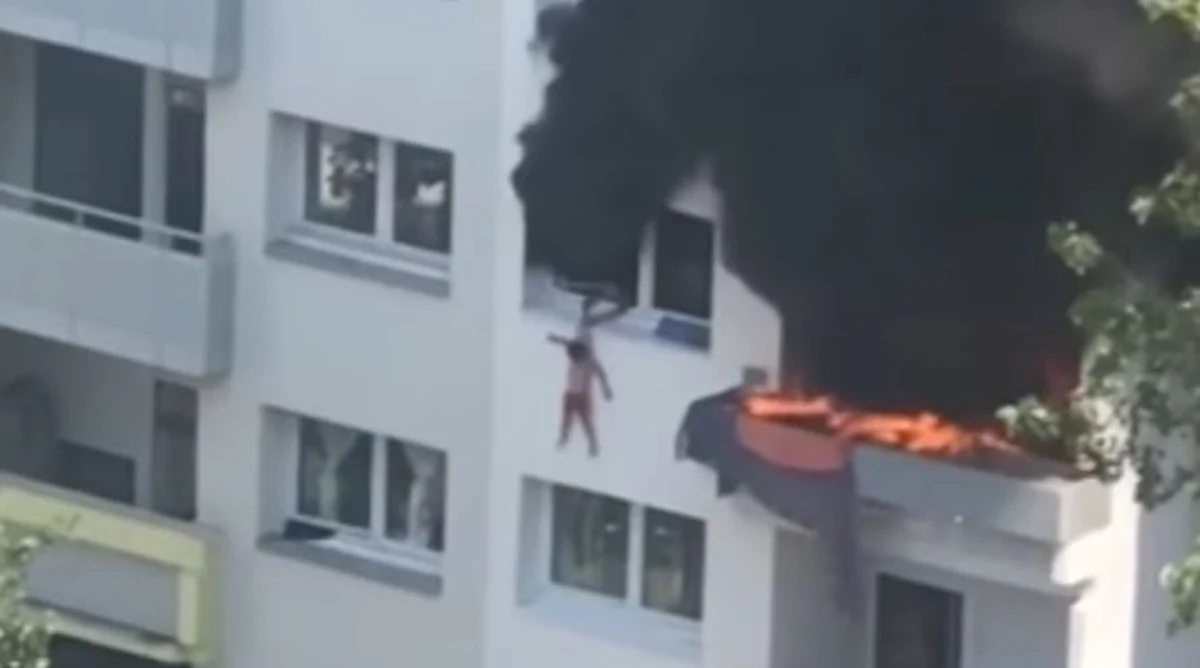 Dramatyczne wydarzenia ze szczęśliwym finałem we francuskim Grenoble. Dwaj bracia, uciekając przed pożarem, wyskoczyli z trzeciego piętra bloku mieszkalnego. Chłopcy przeżyli: złapali ich stojący przed budynkiem ludzie.