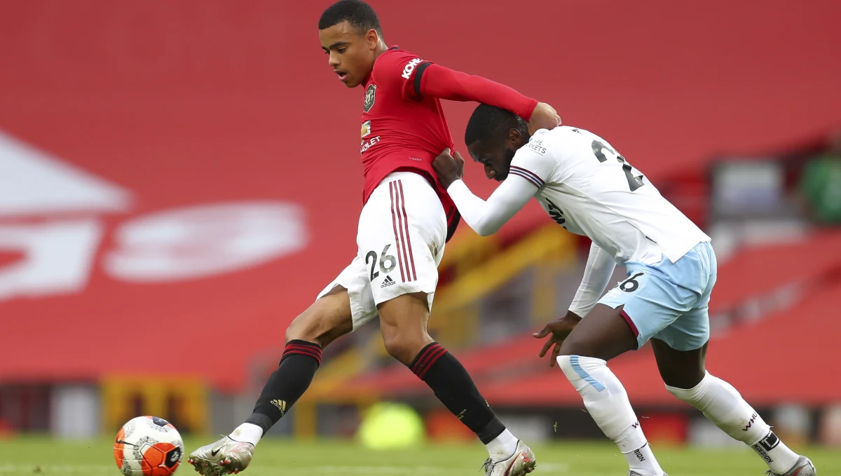 West Ham United, którego bramkarzem jest Łukasz Fabiański, zapewnił sobie utrzymanie w piłkarskiej ekstraklasie Anglii. W środę "Młoty" zremisowały na wyjeździe z Manchesterem United 1:1 w przedostatniej kolejce. Gospodarze wciąż walczą o awans do Ligi Mistrzów.