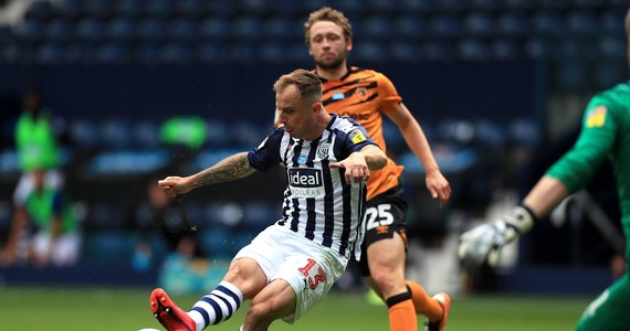 Drużyna West Bromwich Albion, której piłkarzem jest Kamil Grosicki, wywalczyła bezpośredni awans do Premier League. W ostatniej kolejce sezonu 2019/20 na zapleczu angielskiej ekstraklasy WBA zremisowało u siebie z Queens Park Rangers 2:2. To wystarczyło.