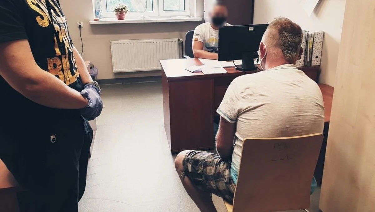 Jeszcze dziś mogą być przesłuchani rodzice miesięcznego chłopca, który zmarł wczoraj w szpitalu w Rudzie Śląskiej. Policję wezwali lekarze, bo na ciele dziecka były ślady pobicia.