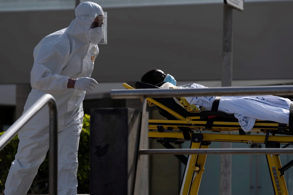 W hiszpańskiej Katalonii w ciągu ostatniej doby odnotowano prawie 2 tys. nowych zakażeń Covid-19, w tym 566 w Barcelonie, a w metropolii wraz z okolicami - 1297 przypadków. Zmarło dziewięć osób. O pięciu chorych, do 61, wzrosła liczba pacjentów na oddziałach intensywnej terapii.