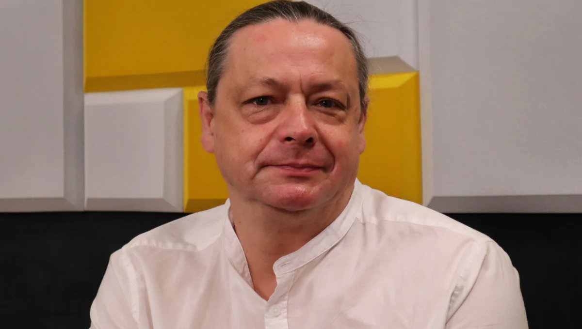 "Zdziwiłby się pan" - tak na pytanie o to, kto jest pacjentem ośrodka uzależnień od narkotyków odpowiedział Adam Nyk. Jak stwierdził terapeuta, "przez 28 lat ma cały przegląd społeczny". Od tej grupy, którą można by nazwać 'środowiskiem patologicznym', gdzie brak jest wzorców i bodźców do normalnego rozwoju - po osoby duchowne" -  wymieniał gość Rozmowy w samo południe w RMF FM. 