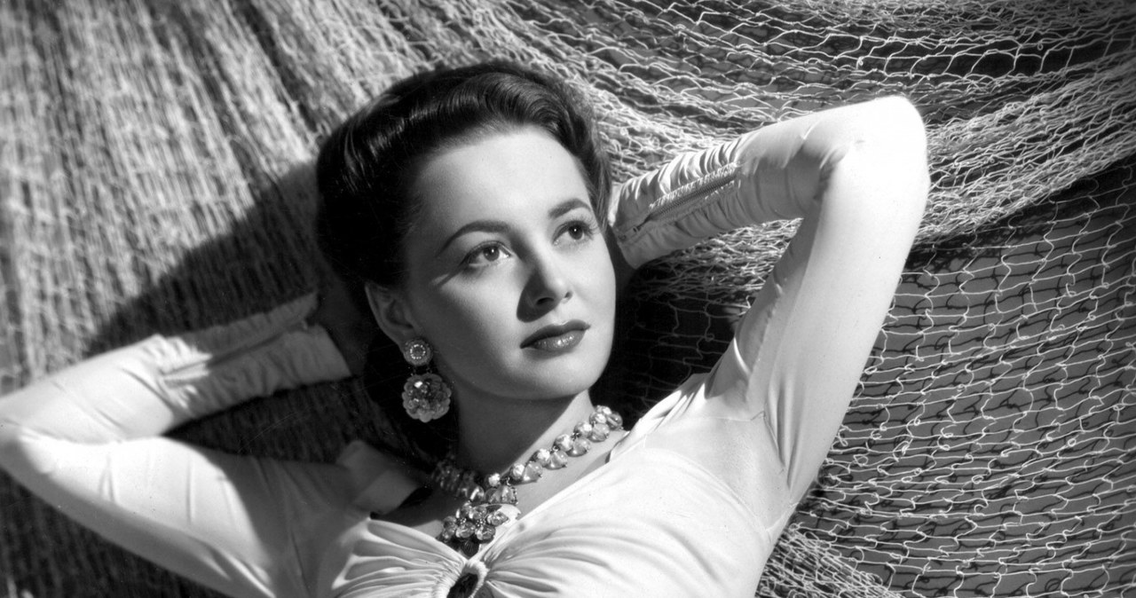 Nie żyje Olivia de Havilland, dwukrotna laureatka Oscara i ostatnia żyjąca osoba z obsady "Przeminęło z wiatrem". Miała 104 lata. Legenda Hollywood zmarła we śnie w swoim domu w Paryżu w sobotę, 25 lipca.