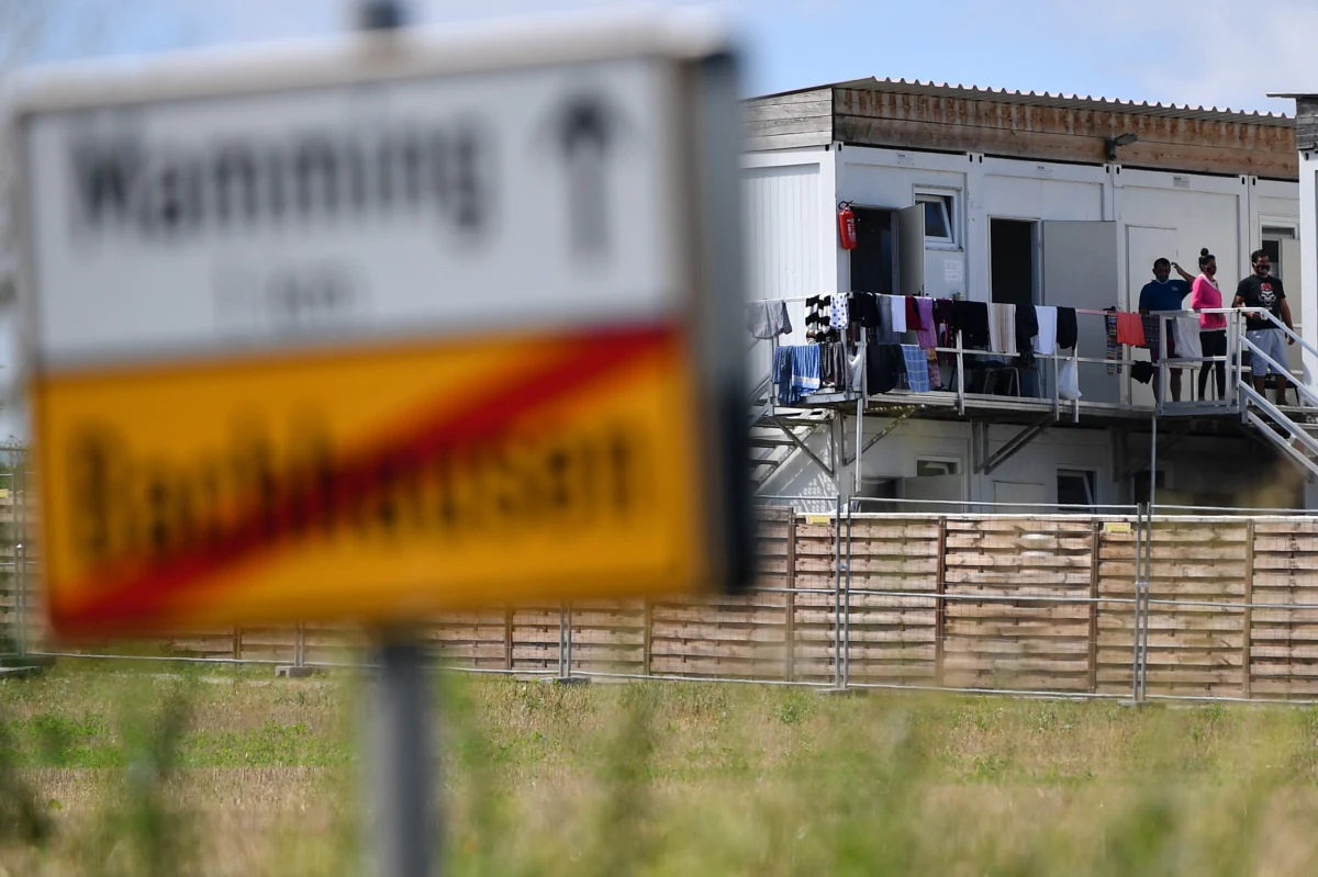Nowe ognisko koronawirusa w Niemczech. Co najmniej 174 osoby zaraziły się koronawirusem na plantacji ogórków w Mamming w Bawarii. Blisko pół tysiąca osób poddano kwarantannie, wśród nich są pracownicy sezonowi z Europy Wschodniej.