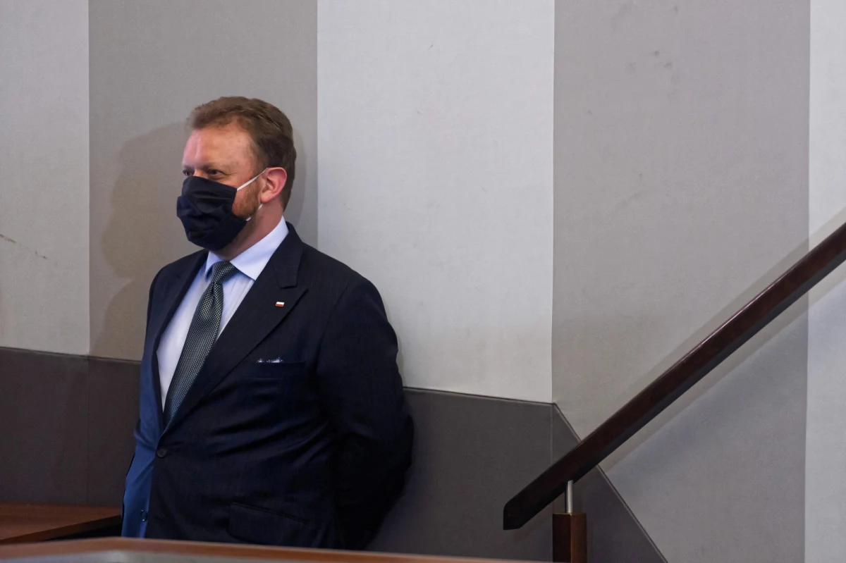 "Nie chcę odchodzić z Ministerstwa Zdrowia" – zadeklarował szef resortu zdrowia Łukasz Szumowski, pytany czy zamierza odejść z ministerstwa.