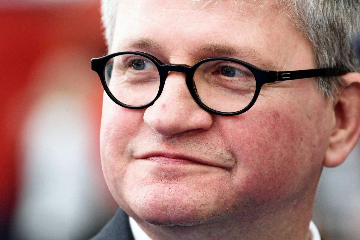 "Niczego niepokojącego w tej umowie nie ma – o czym wszyscy się przekonają, gdy dokument zostanie upubliczniony” – stwierdził w rozmowie z "Dziennikiem Gazetą Prawną" szef Biura Bezpieczeństwa Narodowego Paweł Soloch, pytany o zapisy umowy o współpracy obronnej między Polską i Stanami Zjednoczonymi. "O więzieniach jawnych czy niejawnych nie ma w żadnej mierze mowy" – zapewnił, odnosząc się do sprawy sprzed lat. 