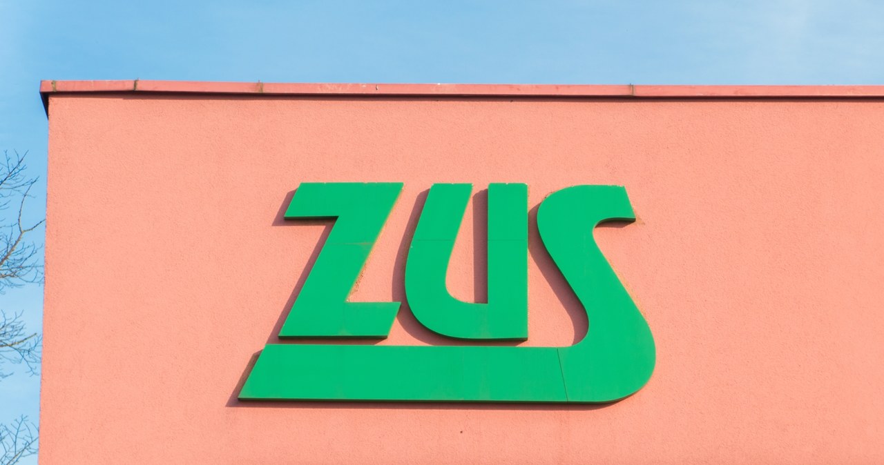 ZUS rozpoczął wypłaty nowego świadczenia. 86 tys. osób dostanie dziś dodatkowe pieniądze