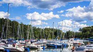 Mazury: Śruba żaglówki zraniła pięciolatkę. Za sterami był jej ojciec 