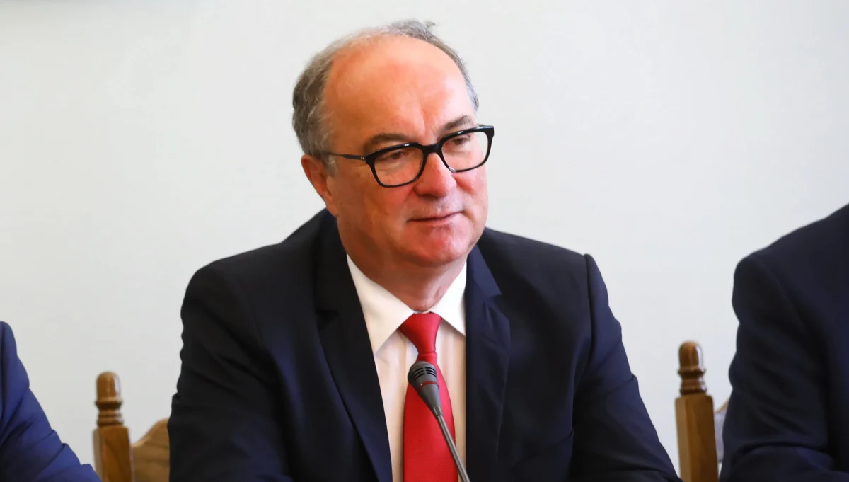 Posłowie Lewicy byli obecni na zaprzysiężeniu Andrzeja Dudy przed Zgromadzeniem Narodowym, by zaprotestować przeciw złemu prezydentowi, złym praktykom, złemu PiS-owi - powiedział wicemarszałek Sejmu, przewodniczący SLD Włodzimierz Czarzasty. 