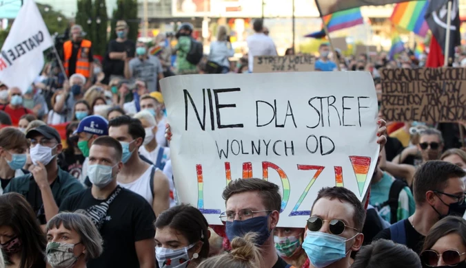 W Warszawie zakończyła się manifestacja poparcia dla społeczności LGBT