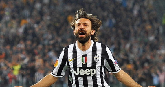 Utytułowany Andrea Pirlo został trenerem piłkarskiego mistrza Włoch Juventusu Turyn - poinformował klub, który wcześniej w sobotę zwolnił Maurizio Sarriego. Roszady na ławce są konsekwencją nieoczekiwanego odpadnięcia "Starej Damy" w 1/8 finału Ligi Mistrzów.