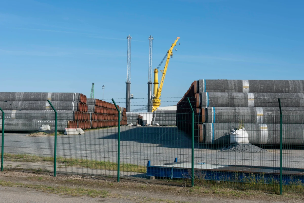 Prezes współfinansującej budowę gazociągu Nord Stream 2 niemieckiej spółki energetycznej Uniper przyznał we wtorek, że nie da się wykluczyć, iż z powodu sankcji USA inwestycja ta nie zostanie ukończona i trzeba będzie umorzyć zaciągnięte na jej realizację pożyczki.