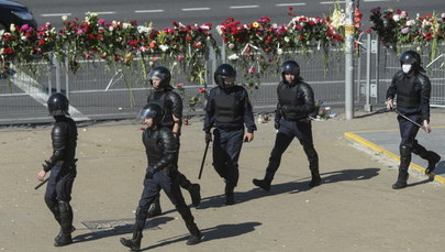 Kolejne protesty w Mińsku. Milicja znów użyła granatów hukowych