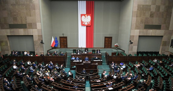 Podwyżki pensji dla polityków i reakcja na wydarzenia na Białorusi, to w przyszłym tygodniu czeka nas w polskiej polityce.