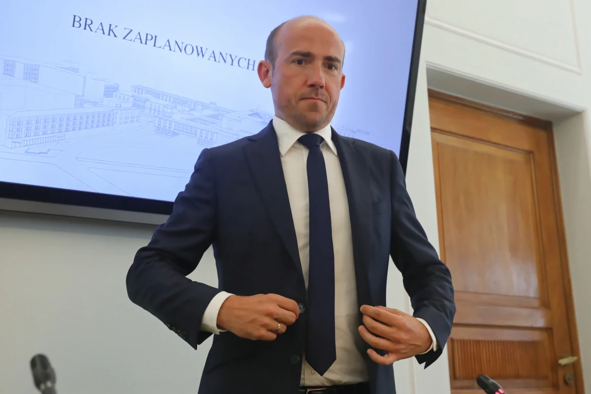 "Będę rekomendował senatorom KO przyjęcie wniosku o odrzucenie ustawy zakładającej podwyżki dla parlamentarzystów i najważniejszych osób w państwie" - poinformował lider PO Borys Budka.