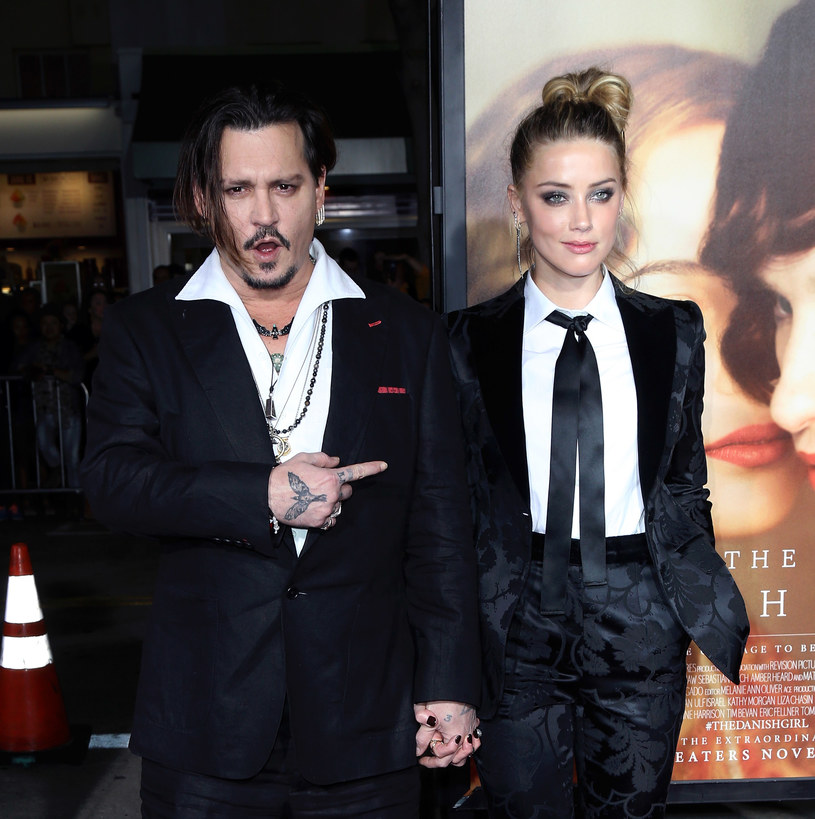 W kolejnym dniu trwającego już prawie miesiąc procesu, w którym Johnny Depp oskarżył Amber Heard o zniesławienie, swoje zeznania złożyła pozwana aktorka. I opowiedziała o karczemnej awanturze, w czasie której po raz pierwszy uderzyła swojego ówczesnego męża.