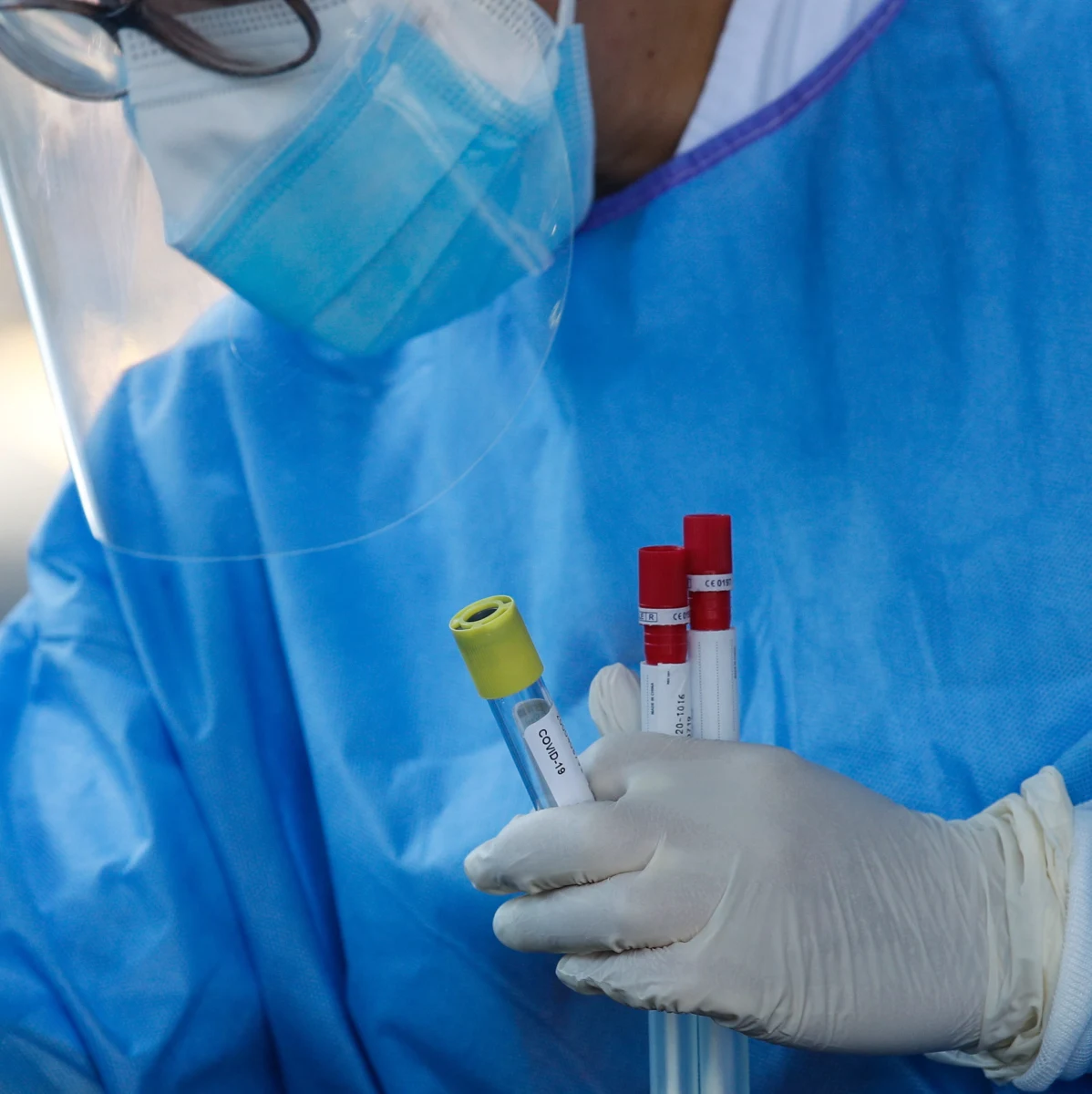 Resort zdrowia Portugalii groził zwolnieniami dyscyplinarnymi lekarzom, którzy ujawnili liczne zaniedbania w domu opieki społecznej w Reguengos de Monsaraz na wschodzie kraju, gdzie na Covid-19 zmarło 18 osób - podają media, powołując się na raport Izby Lekarskiej.