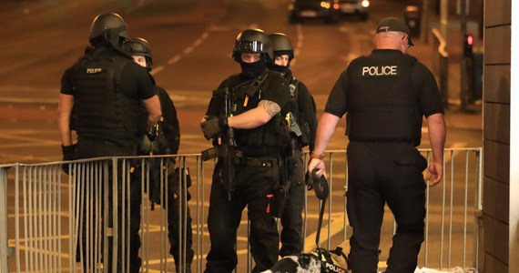 Brat sprawcy zamachu terrorystycznego w Manchesterze sprzed trzech lat został w czwartek skazany za współudział w zabójstwie 22 osób na karę co najmniej 55 lat więzienia.