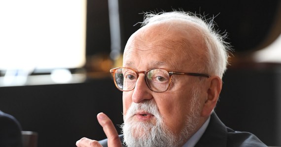 Mimo że Krzysztof Penderecki zmarł 29 marca, do tej pory nie odbył się pogrzeb wybitnego kompozytora. “Urna z prochami czeka do pogrzebu w Kościele im. Św. Floriana w Krakowie” - mówi Onetowi Andrzej Giza, dyrektor Stowarzyszenia im. Ludwiga van Beethovena.