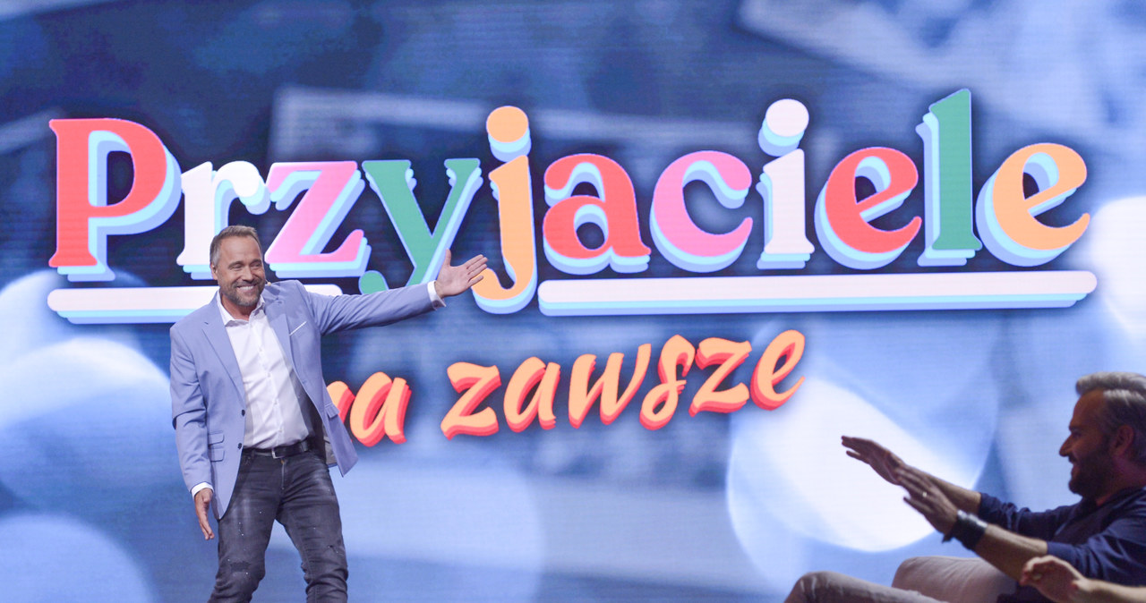 Już 6 września rusza nowy format TVP 2 "Przyjaciele na zawsze". Program reżyseruje znany z "Rolnik szuka żony", Konrad Smuga, a w roli prowadzącego wystąpi Łukasz Nowicki.