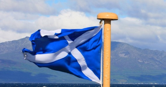 Deficyt budżetowy Szkocji wzrósł w poprzednim roku finansowym o 2 mld funtów i wyniósł 15,1 mld, czyli zwiększył się z 7,4 proc. do 8,6 proc. PKB tego kraju - wynika z opublikowanych w środę statystyk szkockiego rządu.