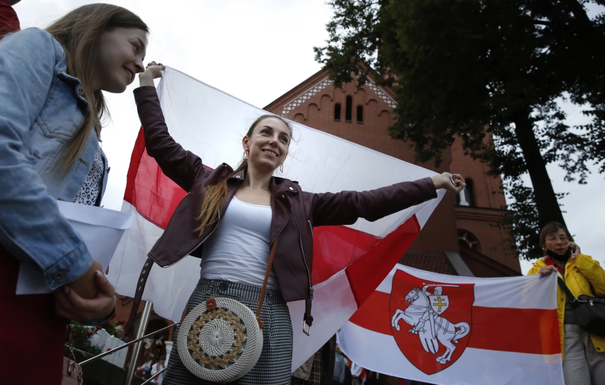 Nowym elementem białoruskiego protestu ma być partyzanckie sabotowanie reżimu Łukaszenki. Liderzy opozycji rozsyłają przeciwnikom Łukaszenki plan na obalenie jego władzy. Przede wszystkim poprzez uderzenie w jego interesy.