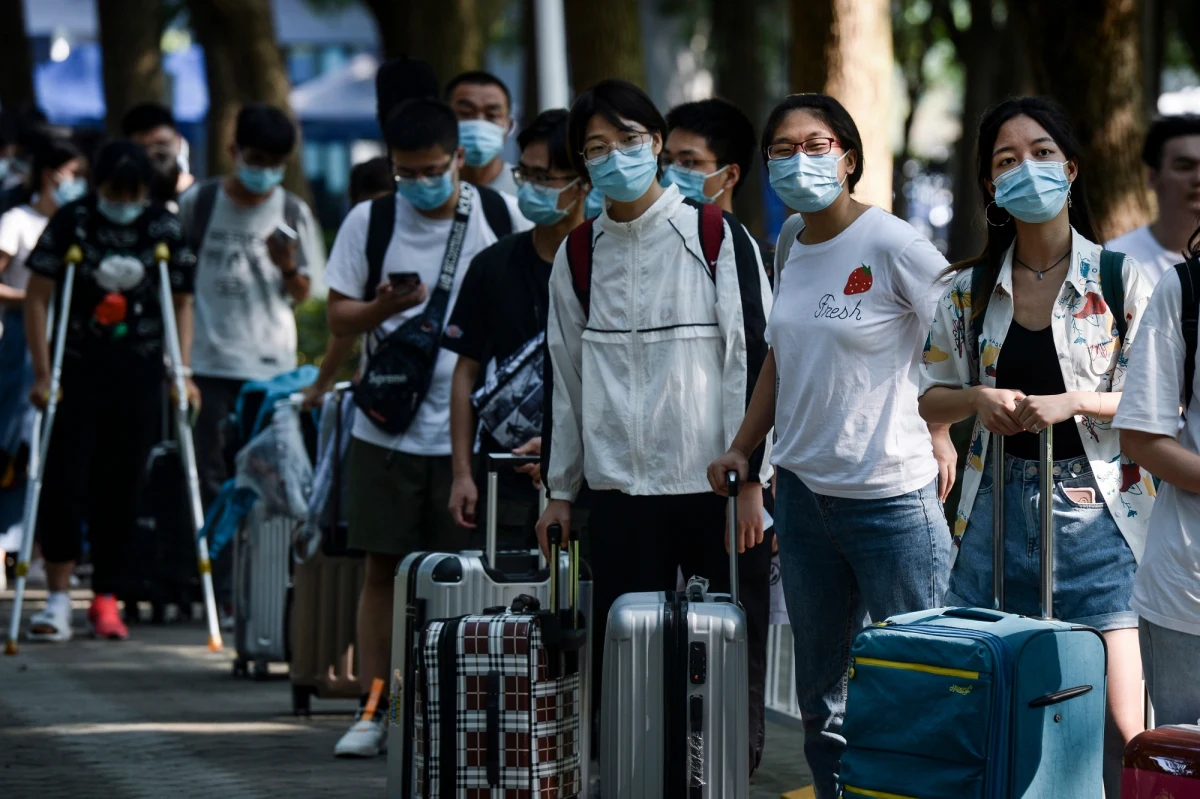 Liczba osób zakażonych koronawirusem na świecie przekroczyła 25 mln - poinformował Uniwersytet Johnsa Hopkinsa w Baltimore.