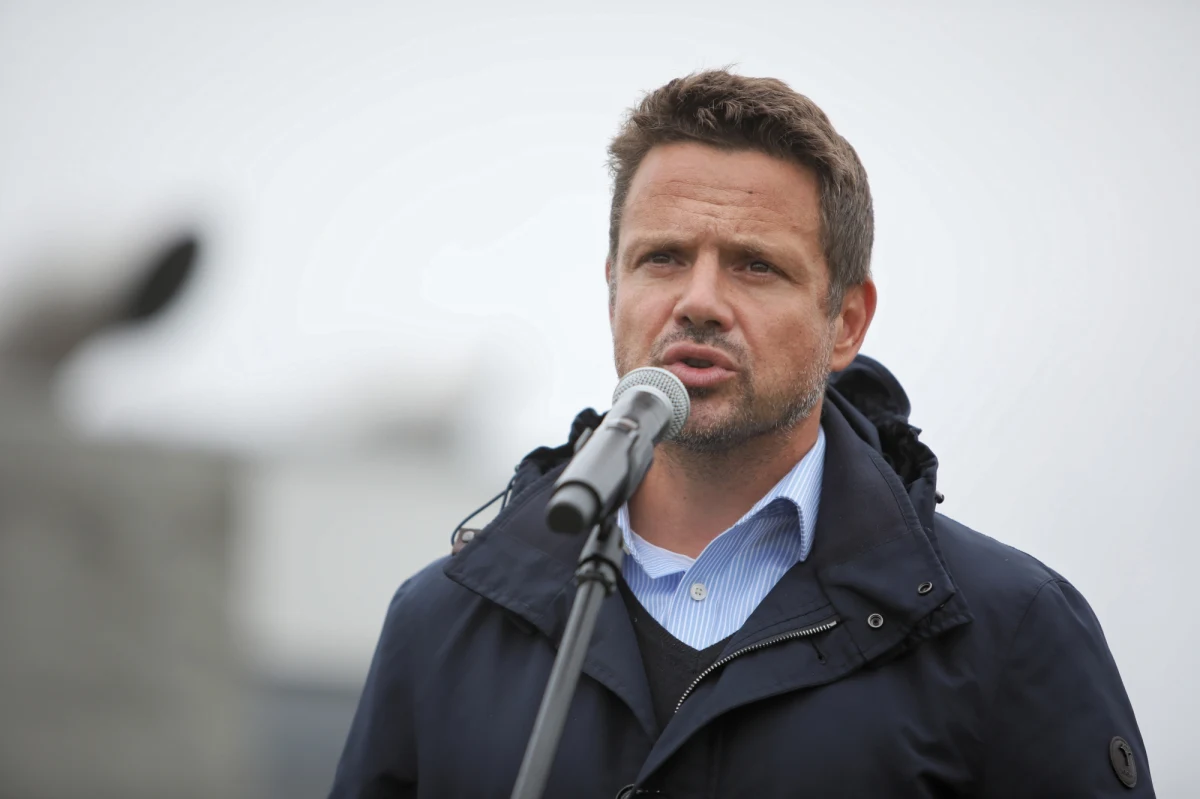 Prezydent Warszawy Rafał Trzaskowski poinformował, że inauguracja tworzonego przez niego ruchu obywatelskiego o roboczej nazwie „Nowa Solidarność” zostanie opóźniona. Powodem takiej decyzji jest awaria w warszawskiej oczyszczalni "Czajka".