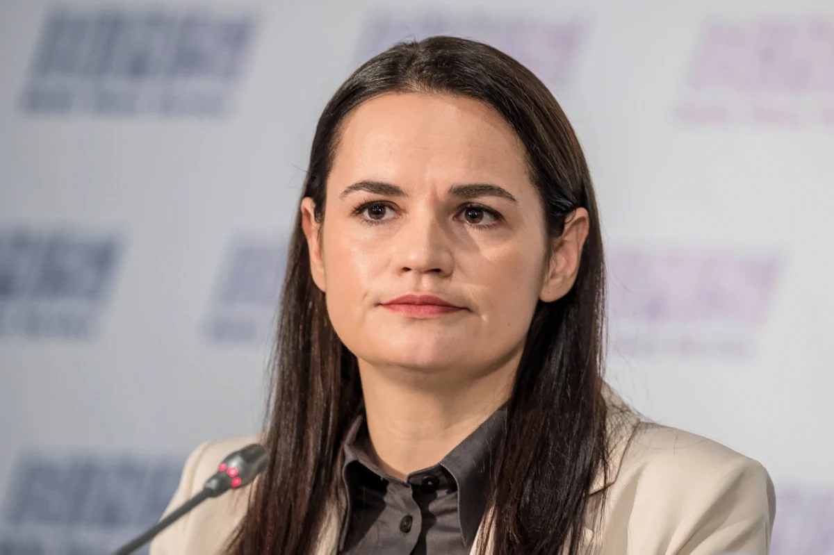 Swiatłana Cichanouska - opozycyjna kandydatka w niedawnych wyborach prezydenckich na Białorusi - nagrała specjalne przesłanie z okazji 40-lecia "Solidarności". ""Solidarność" bardzo szybko stała się synonimem ludzkiej godności i walki z tyranią o wolność. Ten ruch do dzisiaj inspiruje ludzi, którzy walczą o swoje prawa na całym świecie. Inspiruje także nas - Białorusinów" - podkreśliła. 
