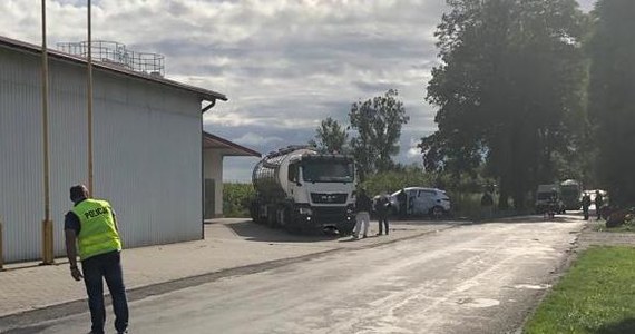 Groźny wypadek w kujawsko-pomorskim Robakowie na drodze wojewódzkiej nr 543. W zderzeniu trzech pojazdów rannych zostało tam 5 osób, w tym dzieci.