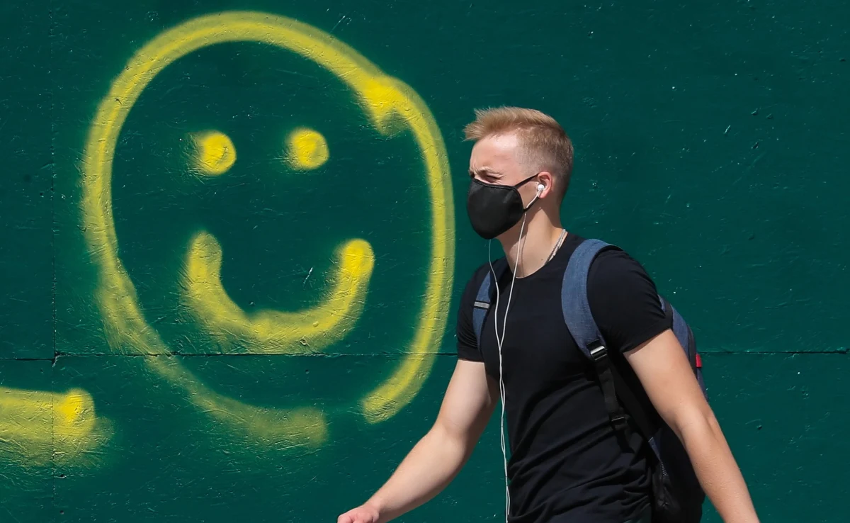 Na Ukrainie poprzedniego dnia potwierdzono 2495 infekcji koronawirusem, a zmarło 51 chorych - przekazał w środę ukraiński minister ochrony zdrowia Maksym Stepanow. To najwyższy dobowy bilans zakażeń i zgonów od początku pandemii. 1015 osób uznano za wyzdrowiałe, 445 osób hospitalizowano.