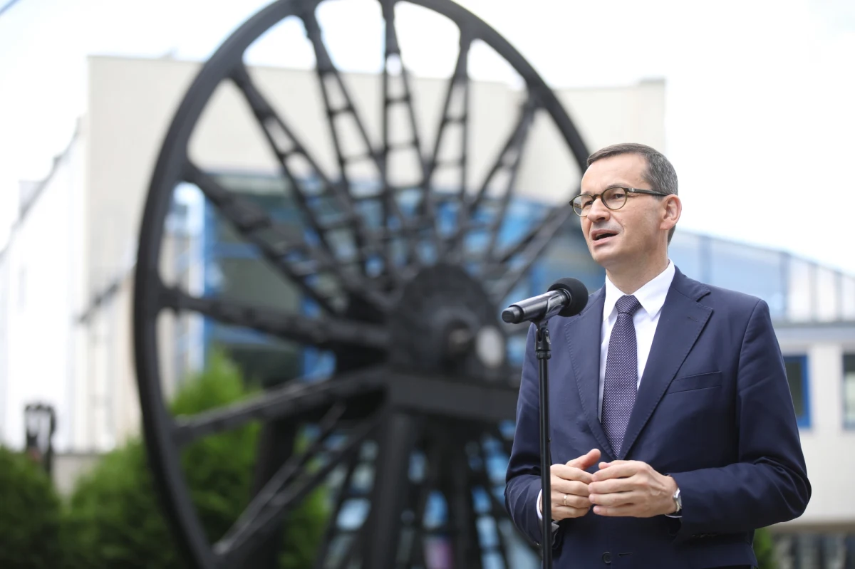 "Ile pobudek potrzebujemy, aby w końcu zorientować się, że mamy do czynienia z wrogim reżimem?" - podkreślił w czwartek premier Mateusz Morawiecki, odnosząc się do próby otrucia Aleksieja Nawalnego środkiem bojowym z grupy Nowiczok. Czas wyciągnąć wnioski - dodał premier.