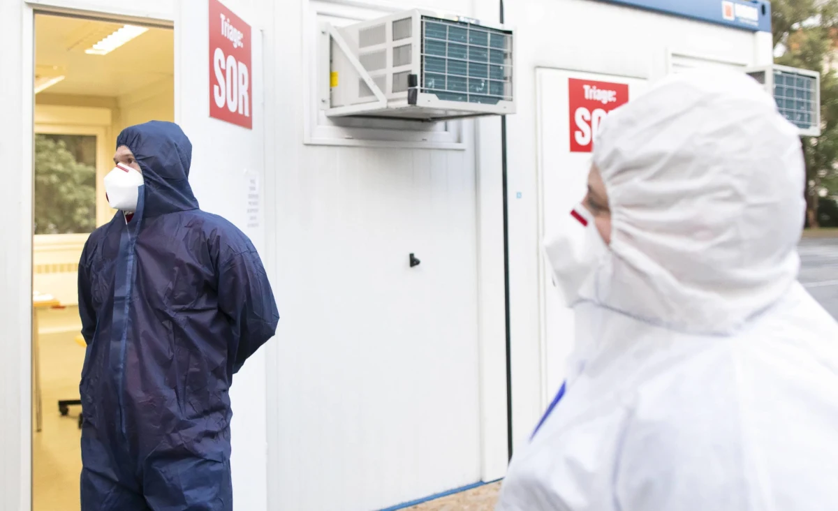 Resort zdrowia poinformował o 691 nowych przypadkach koronawirusa oraz zgonach 8 osób. Łącznie od początku epidemii w Polsce SARS-CoV-2 zaraziło się 69 820 osób, a 2 100 zmarło. Z kolei liczba ozdrowieńców po raz pierwszy przekroczyła tysiąc. 