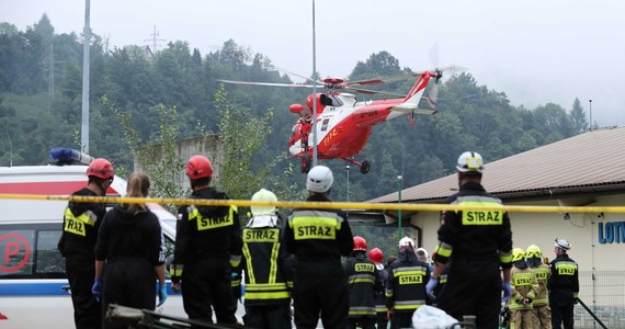 Po trwającym rok śledztwie w sprawie tragicznej burzy w Tatrach, podczas której zginęły cztery osoby, postępowanie zostało umorzone. Według śledczych, nie można stawiać nikomu zarzutów, że brak ostrzeżenia pogodowego mógł przyczynić się do stworzenia zagrożenia dla życia i zdrowia osób, które znajdowały się na szlaku. 