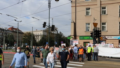 Protest na krakowskim Kazimierzu: Czujemy się jak zwierzęta doświadczalne 