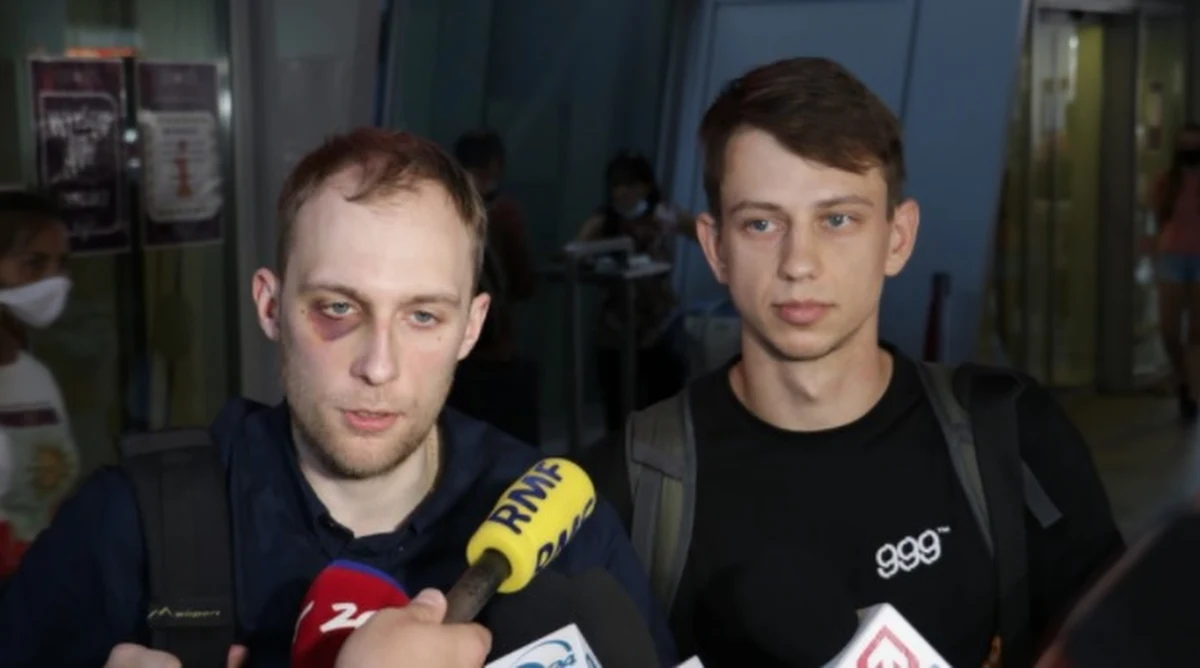 Prokuratura Krajowa wszczęła śledztwo w sprawie zatrzymania, pobicia i torturowania trzech Polaków na Białorusi - dowiedział się reporter RMF FM Patryk Michalski. Zawiadomienie w tej sprawie złożył mecenas Tomasz Wiliński - pełnomocnik mężczyzn, którzy trafili do białoruskich aresztów w związku z powyborczymi protestami w Mińsku. W sprawie Polaków interweniowały polskie służby dyplomatyczne. 