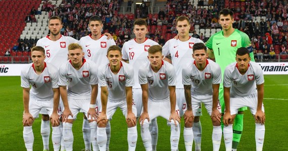 Piłkarze reprezentacji Polski do lat 21 rozbili Estończyków w swoim szóstym meczu eliminacji mistrzostw Europy: w wyjazdowym pojedynku triumfowali 6:0 (3:0). Spotkanie w Parnawie było pierwszym meczem naszej kadry U-21 w tym roku.
