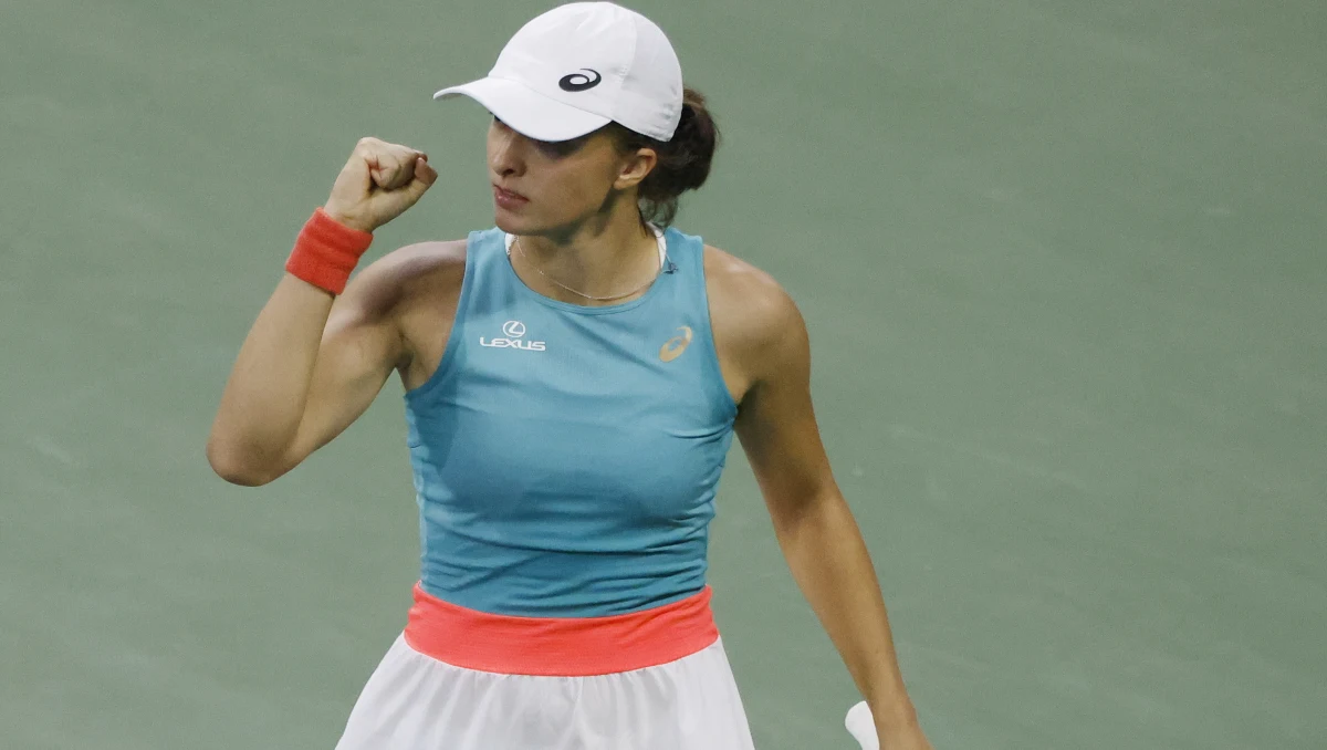 Iga Świątek na trzeciej rundzie zakończyła występ w tegorocznej edycji wielkoszlemowego turnieju US Open. 19-letnia Polka przegrała w Nowym Jorku ze znaną białoruską tenisistką Wiktorią Azarenką 4:6, 2:6.